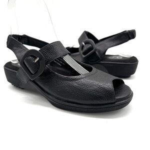 Gravity Defyer Black Leather Mary Jane Slingback Sandals Sz 6